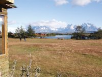 Uitzicht vanaf onze cabana op de Rio Serrano en de Cuenos del Paine.