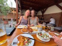 Na het zwembad in Barcs gaan wij uit eten in Szigetvár. : Photo Stream