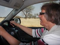 Ook Gerda is weer gauw vertrouwd met de 4x4.