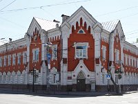 Bazanov gebouw: eerst weeshuis, nu medische oogkliniek.