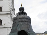 Tsarenklok, die al gelijk stuk ging bij het blussen tijdens een brand in het Kremlin in 1737.