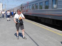 Woensdag 25 mei: Inkopen doen op het station van Ishim.